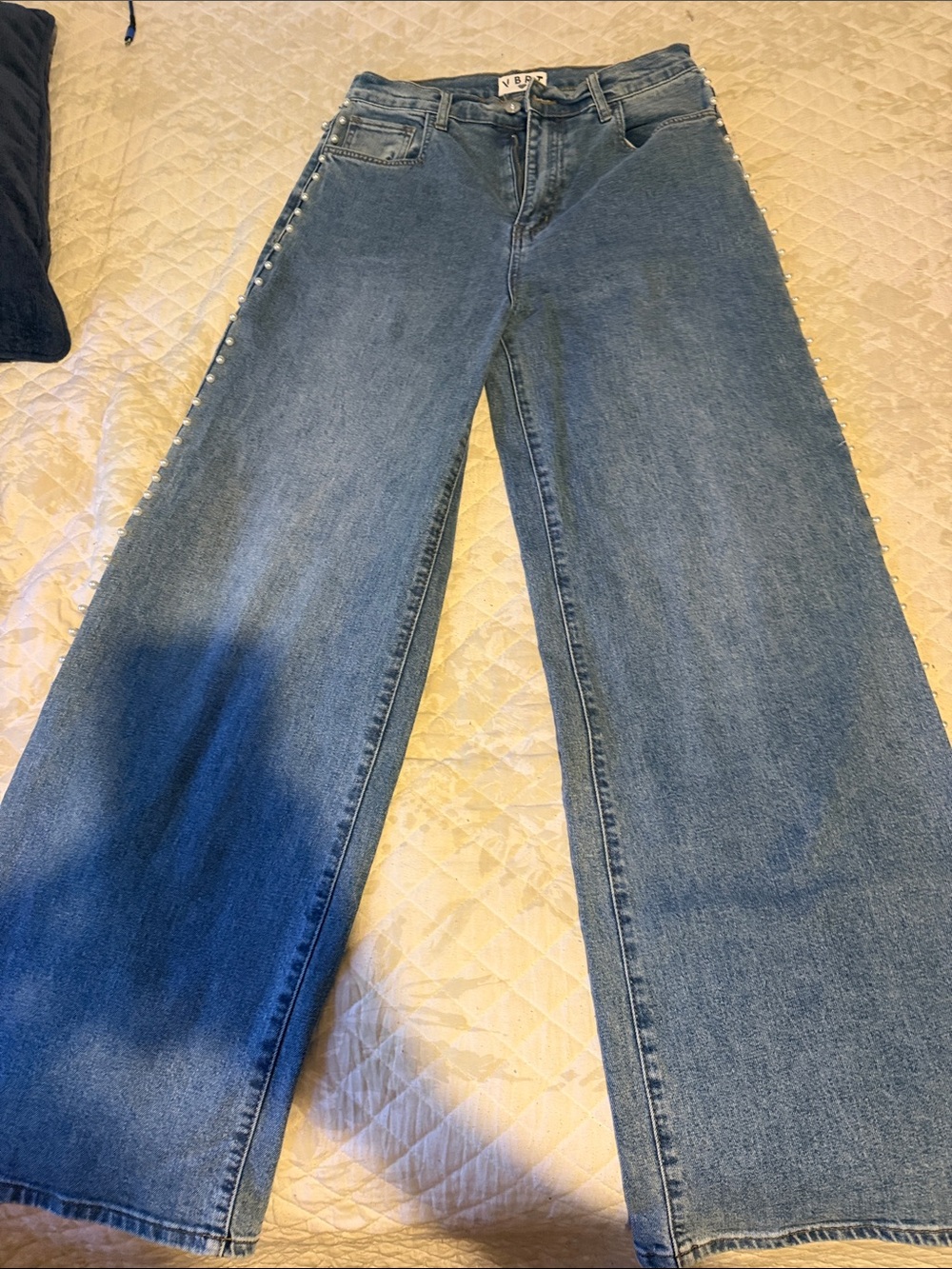 Wide-Leg Pearl-Trim Jeans in Medium Blue Denim